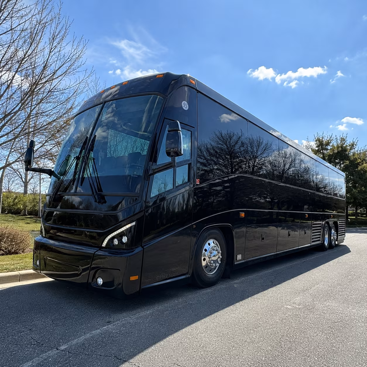 book a bus for your next wedding 1