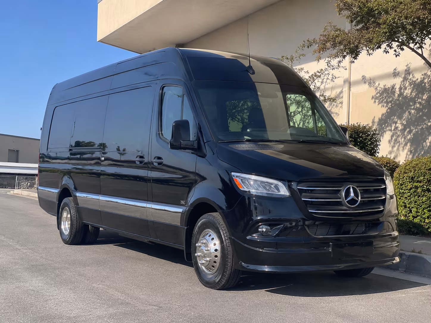 bus rental options for fort lauderdale trips